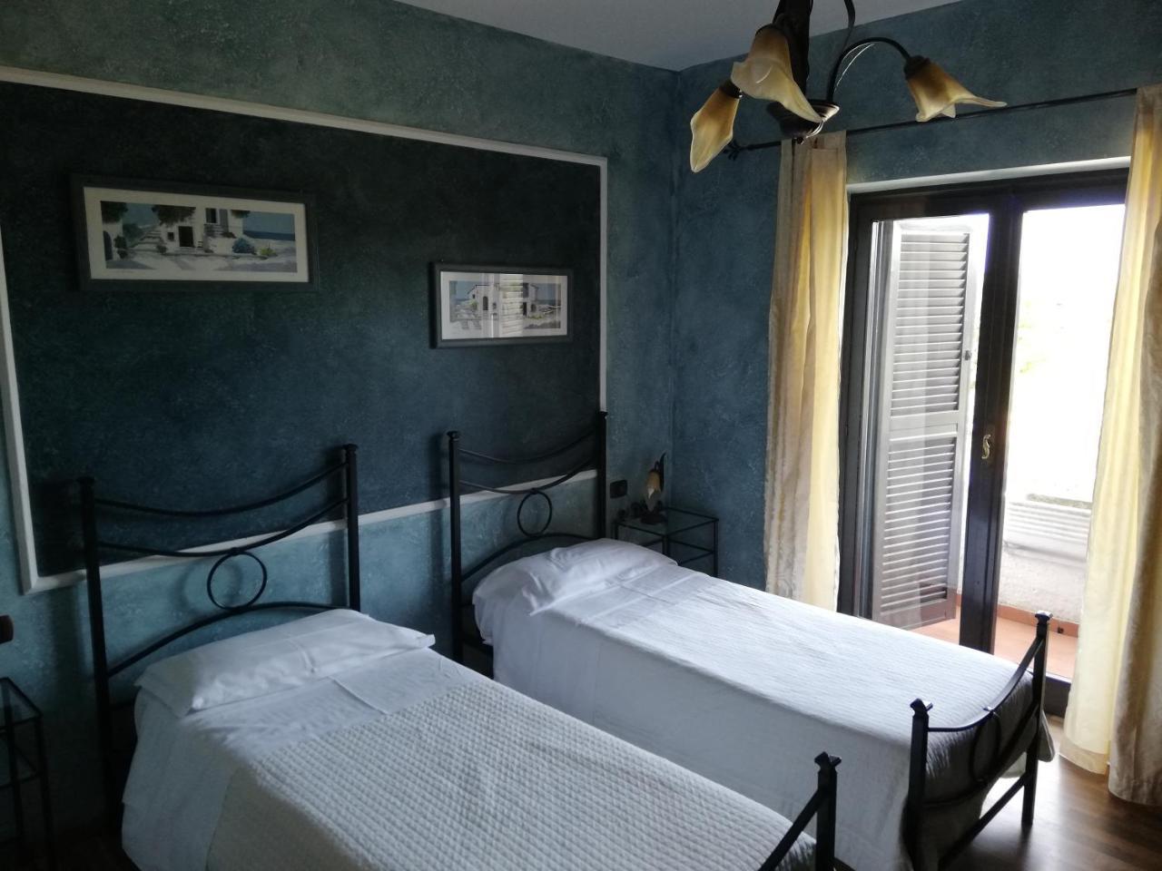 Relais Maria Luisa Locazione Turistica Di Simona Capaccio Bed and Breakfast Fiumicino Buitenkant foto